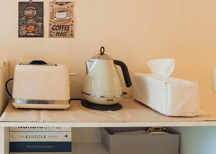 Jini Linen House Hongdae, 2br & 3 Queen Beds *